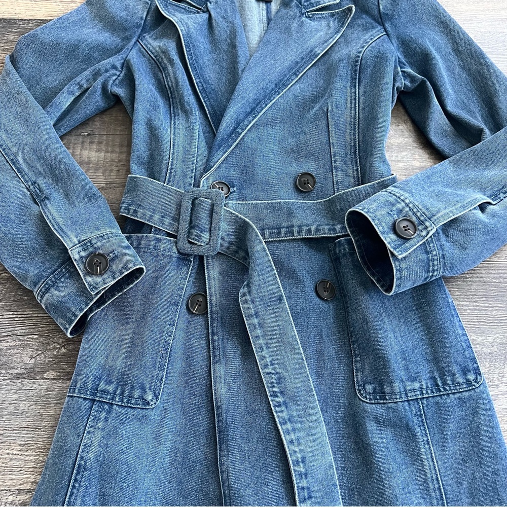 NWOT House of Harlow Denim Trench Coat Size Small - Picture 2 of 8